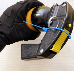 โลโก้สั่งทำจากโรงงาน แข็งแรงทนทาน 30 ฟุต สเปรย์พ่นหมีป่าป้องกันตัว ขนาด 470 มล. สำหรับการล่าสัตว์และกิจกรรมกลางแจ้ง - Product Image 4