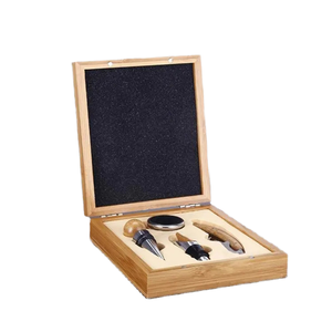 Ensemble d'ouvre-bouteille à vin moderne avec logo personnalisé, boîte-cadeau en bambou, ouvre-bouteille et bouchon en bois - Product Image 4