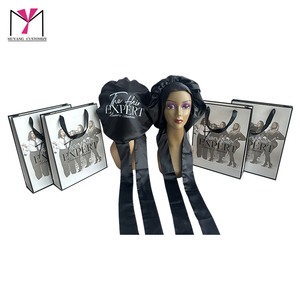 Bolsa de Papel Blanca Personalizada de Alta Calidad MUYANG para Regalo y Set de Bolsas con Gorro, Espejo y Tarjeta para el Cabello - Product Image 2