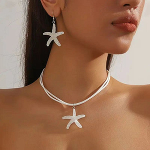 Ensemble collier et boucles d'oreilles étoile de mer en alliage de zinc, design perle, style océan, bijoux fantaisie - Product Image 2