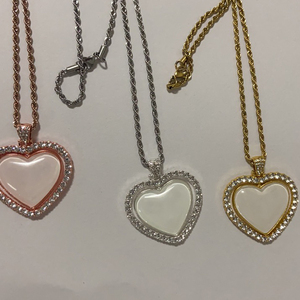 Foto personalizada joyería corazón sublimación aleación corazón giratorio collar foto marco para San Valentín/Navidad/regalos de cumpleaños - Product Image 4