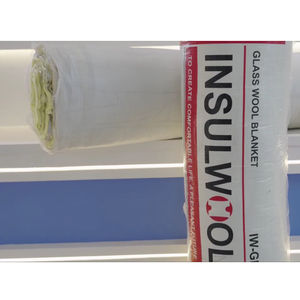 Rouleaux <span class=keywords><strong>de</strong></span> <span class=keywords><strong>laine</strong></span> <span class=keywords><strong>de</strong></span> <span class=keywords><strong>verre</strong></span> <span class=keywords><strong>de</strong></span> <span class=keywords><strong>120mm</strong></span> Couverture isolante en <span class=keywords><strong>laine</strong></span> <span class=keywords><strong>de</strong></span> <span class=keywords><strong>verre</strong></span> noire avec papier kraft - Product Image 3