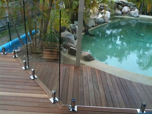 Tiang Kaca Tempered Tanpa Bingkai Balutan Besi Tahan Karat Luar Balkon Sistem Harga Pagar Pembatas Dek - Product Image 4