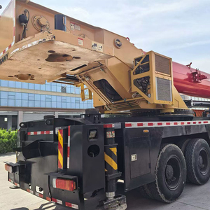 Grúa Todoterreno Usada de 80 Toneladas STC800T6 2021 en Excelentes Condiciones de Trabajo, Pluma de 60M, Contrapeso de 6 Secciones, Motor de 25 Toneladas, Caja de Cambios - Product Image 6