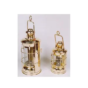 Cổ mạ vàng kim loại nến trụ cột chủ cổ điển đèn lồng có sẵn ở mức giá tốt nhất Ấn Độ Nhà cung cấp