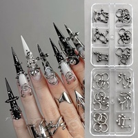 Vente en gros de breloques pour ongles en métal de style punk décorations d'art d'ongle en alliage accessoires de manucure