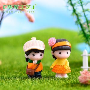 Muñecas <span class=keywords><strong>de</strong></span> <span class=keywords><strong>pareja</strong></span> <span class=keywords><strong>de</strong></span> barrio Yxs, decoraciones Zakka <span class=keywords><strong>de</strong></span> micropaisaje <span class=keywords><strong>de</strong></span> musgo, mini baratijas, llaveros, accesorios <span class=keywords><strong>de</strong></span> pastel DIY - Product Image 3