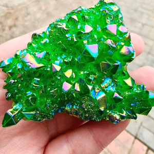 คริสตัลควอตซ์สีเขียวออร่าคุณภาพสูง กลุ่มคริสตัลเหลือบรุ้ง  หินบำบัดสำหรับตกแต่งบ้าน จำหน่ายจำนวนมาก รับสั่งทำ - Product Image 6