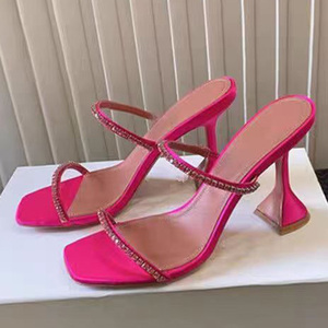 Sandales à talons hauts pour femmes, personnalisables en couleurs, à bout carré ouvert, avec diamants colorés, double brides, en satin sur mules - Product Image 6