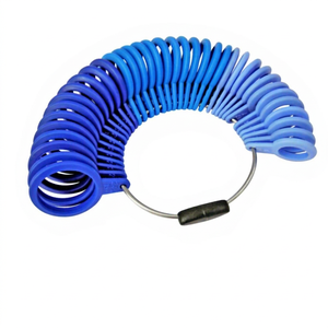 Jeu de jauges de taille de doigt en plastique, outil de mesure de bijoux universel, norme britannique, codé par couleur |   GS880 - Product Image 1