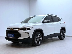 Chevrolet Trax 2021 Usado en España, Volante a la Izquierda, Motor Turbo, Asientos de Cuero, Cámara Trasera, Portaequipajes de Aluminio, Neumáticos R17 - Product Image 3