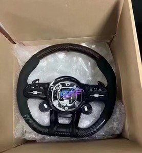 Volant de voiture en cuir perforé en fibre de carbone avancée à LED pour Mercedes-Benz AMG GT C63 E63 S63 G63, best-seller - Product Image 2