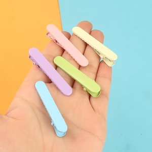 Vente en gros Épingle à <span class=keywords><strong>cheveux</strong></span> en alligator Accessoires pour <span class=keywords><strong>cheveux</strong></span> pour filles Barrettes élégantes avec <span class=keywords><strong>pince</strong></span> à <span class=keywords><strong>cheveux</strong></span> en métal couleur bonbon - Product Image 1