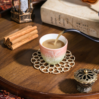 Personnalisé fait à la main sans poignée petite tasse à thé en céramique 60ml porcelaine turque Cawa tasses tasse tasse à café arabe avec logo