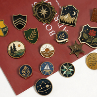 Badge métallique personnalisé avec logo, émail dur ou souple, épingles de revers et de chapeau personnalisées OEM pour clubs de chapeaux
