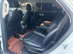 <span class=keywords><strong>Ford</strong></span> Explorer: Legendaria Herencia de SUV, Rendimiento Moderno. Diseñado para Explorar Más Allá del Horizonte. - Product Image 5