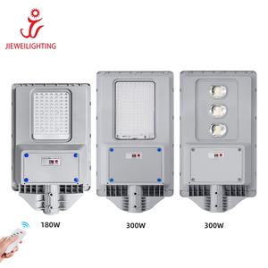 Vente en gros d'usine, terrain de basket-ball extérieur, imperméable Ip65 Smd 180 300 watts, Induction Led, éclairage de rue solaire - Product Image 1