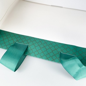 Wholesale Luxury Gift Shopping Paper <b>Bag</b> With Logo for Clothing Custom Packaging <b>Bag</b> - Product Image 3