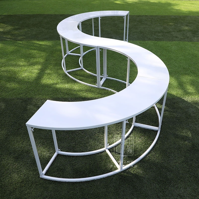 Wedding Metal Curved Party Table Serpentine