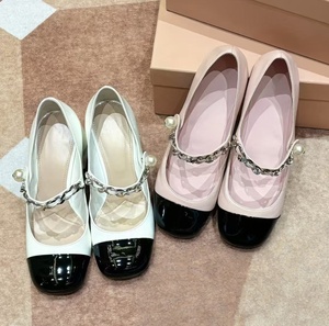 Élégantes chaussures Mary Jane à chaîne de perles, sandales à plateforme rayées noir et blanc pour femmes, à talons hauts, adaptées à diverses occasions - Product Image 1