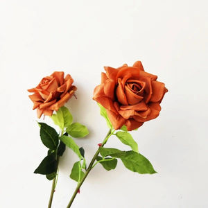 Rose Artificiali Real Touch YM all'Ingrosso, Bianche, Rosa, Rosse, Blu, di Alta Qualità per Decorazioni Casa e Matrimonio - Product Image 3