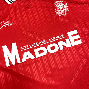 Camiseta de Fútbol Vintage Personalizada de Manga Larga, Logotipo Bordado por Sublimación, Transpirable, Holgada, Estilo Oversize - Product Image 3