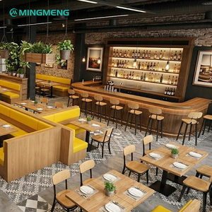 Ensemble de mobilier de restaurant commercial de style industriel, banquette rembourrée jaune, comptoir de bar en bois courbé - Product Image 1