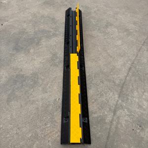 ตัวป้องกันสายเคเบิลยางแบบหนาพิเศษ 1 ช่องสำหรับป้องกันสายไฟ - Product Image 3