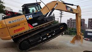 รถขุดรุ่น 320D2 ปี 2022 น้ำหนักใช้งาน 22 ตัน เครื่องยนต์ฮิตาชิ บุ้งกี๋ขุดขนาด 0.32 เมตร  รถมือสอง - Product Image 5