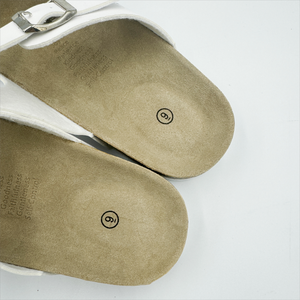 Mode bout ouvert <span class=keywords><strong>semelle</strong></span> en liège <span class=keywords><strong>anti</strong></span>-dérapant femmes pantoufles trois ceinture chaussures personnalisées été chaussures décontractées pour femmes plat toboggan sandales - Product Image 4