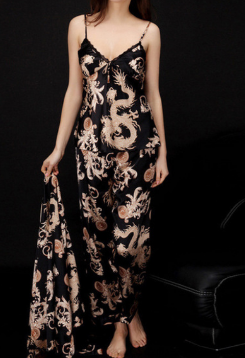 Abito da donna a tre pezzi 11