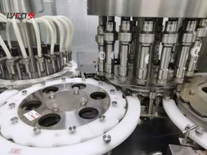 Equipo de dosificación y cierre de formulación VC/Equipo de envasado y tapado de líquidos de ascorbato - Product Image 6