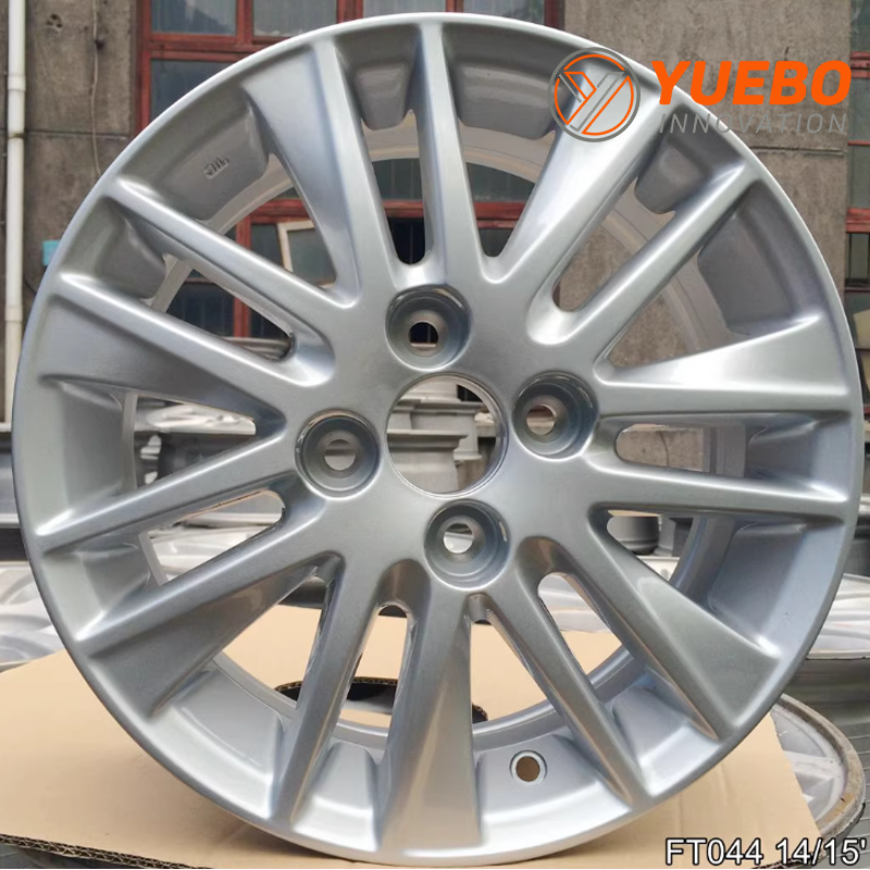 FT044 Toyota Vios 2014 da 14/15 pollici