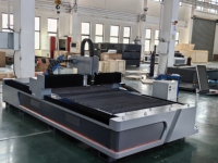 Machine de découpe laser à fibre CNC 3015 5x10 pieds pour métaux, haute puissance 1500W 3000W 6000W