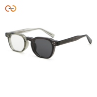 TWOOO 52608 Lunettes de soleil photochromiques en gros pour hommes et femmes, verres en nylon à assombrissement automatique, monture carrée en acétate, design tendance