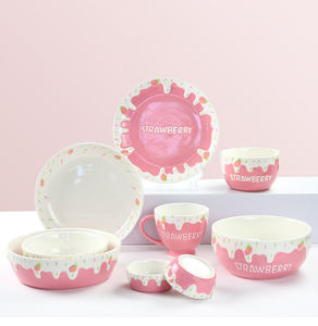 Juego de platos de cerámica de diseño creativo de crema de fresa dulce, juego de cena rosa para niños bonitos con taza de café - Product Image 4