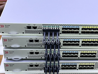 Routeur commutateur fibre optique Brocade neuf, performance fibre Brocade G610 BR-G610-24-32G-R BR-G610-8-32G-0 Brocade 8/16/24 ports
