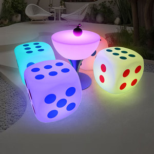 Conjunto de Mesa y Sillas Cúbicas de Plástico con LED para Terraza Exterior, Iluminadas, Resistentes al Agua, Decoración de Jardín, Muebles de <span class=keywords><strong>Bar</strong></span> para Fiestas - Product Image 2