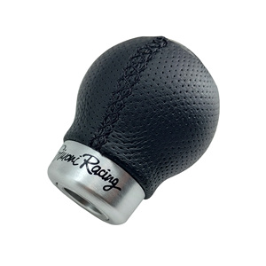 หัวเกียร์รถยนต์อเนกประสงค์ - หัวเกียร์หนัง PU ยี่ห้อ Simoni Racing - Product Image 3