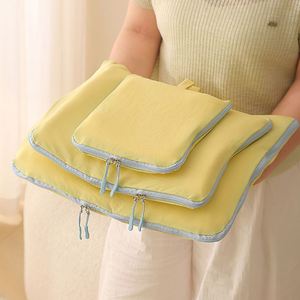 Sac de rangement portable en tissu Taslon de style minimaliste japonais pour vêtements et bagages - Product Image 1