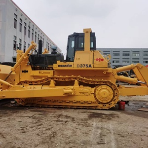 Bulldozer Komatsu D375A d'occasion, excavatrice sur chenilles lourde, équipement de construction, moteur Cummins modèle 2020, puissance 315 kW, hydraulique HAWE - Product Image 1