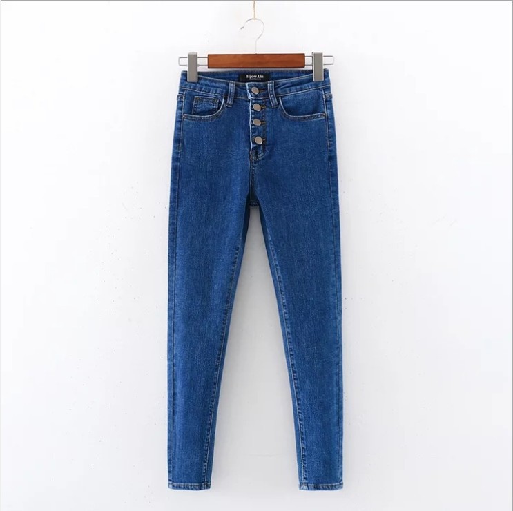 Bleu foncé