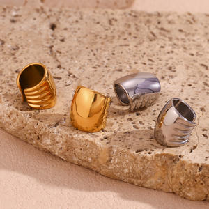 Bijouterie Boucles d'oreilles manchette 18k tendance pour femmes Boucles d'oreilles à clip unique en <span class=keywords><strong>or</strong></span> en acier inoxydable étanche - Product Image 4