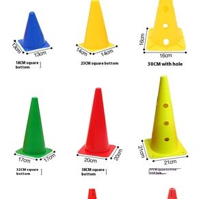 Vente en gros de 50 cônes d'agilité en PE épaissis de 19 cm avec sac de transport pour l'entraînement et la pratique du football - Product Image 5