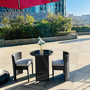 Set Salotto da Esterno in Rattan Salvaspazio per Balcone, 3 Pezzi: Divano Lounge, Tavolo da Pranzo e Sedie per Patio - Product Image 5