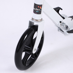 Patinete Plegable Ligero y Portátil de Dos Ruedas para Adultos, Estilo Moderno - Product Image 4