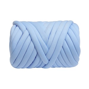 Polyester 3Cm Độ Dày Đầy Chunky Trọng Lượng Khổng Lồ Ưa Thích Hollow Jumbo Bông Hình Ống Nhung Ống Crochet Sợi Cho Chăn - Product Image 1