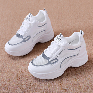 Scarpe da 2024 sportive con suola spessa a molla a maglia altezza interna casual da donna scarpe casual per <span class=keywords><strong>sneakers</strong></span> pesanti - Product Image 2