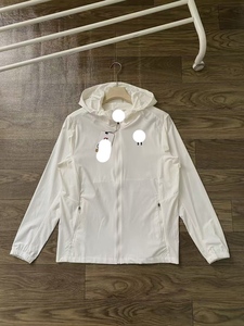 Chaqueta Deportiva con Capucha para Hombre y Mujer, Protección Solar, Ropa para el Cuidado de la Piel, Estilo 2025, Chaqueta de Primavera para Actividades al Aire Libre - Product Image 6