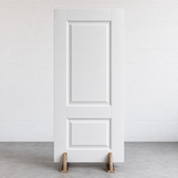 Porte en MDF 3mm haute densité, finition lisse blanche, pressée sous membrane, grain de bois gaufré E0, idéale pour chambre d'hôtel, villa, ou pièce creuse.